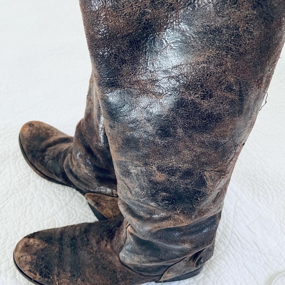 Boots! Frye Distressed Brown Boots. - Picture 2 of 7